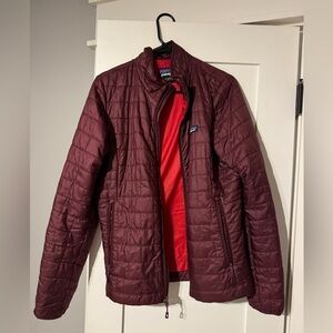 Patagonia women’s nano puffer - great condition
